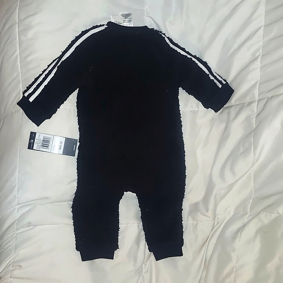Adidas 1pc - Picture 3 of 3